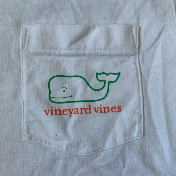 vineyard vines st. paddy’s day shirt - Picture 3 of 4